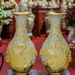 Lọ tỳ bà dát vàng