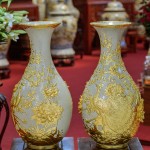 Lọ tỳ bà dát vàng