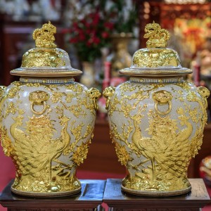 Choé bầy men rạn vẽ vàng 24k họa tiết công đào