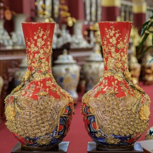 Lọ tỏi men đỏ vẽ vàng 24k
