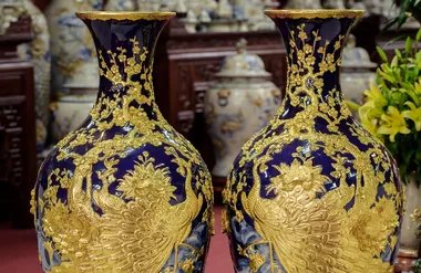 Bảo bình dát vàng men lam
