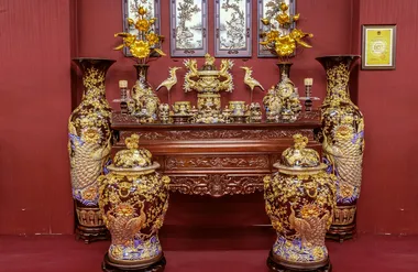 Bộ đồ thờ men nâu vẽ vàng